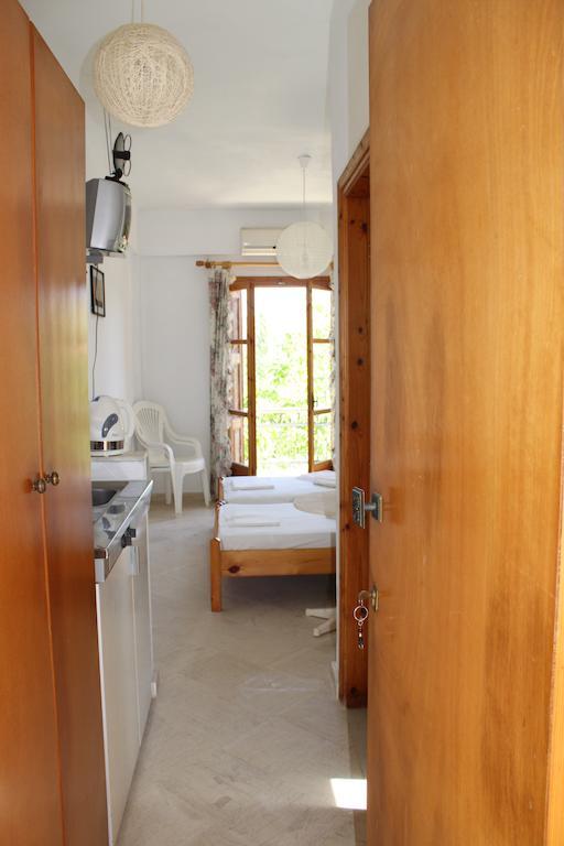 Karya Apartment Petra  Room photo